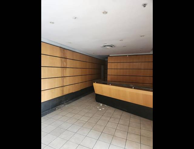 OFFICE FOR SALE IN SANDTON CENTRAL